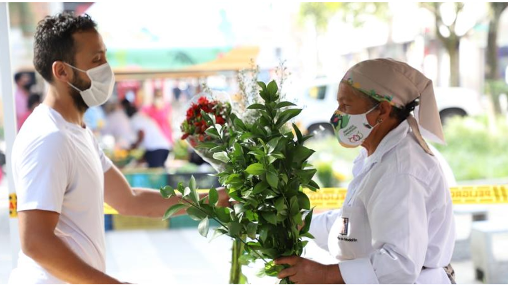 Mercado Campesino en Ciudad del Río